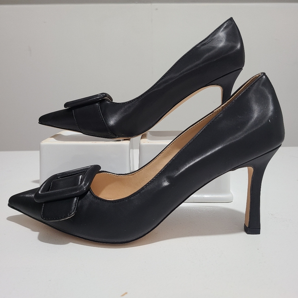 New - Women 7.5 Black Stiletto High Heel shoes with Square Buckle